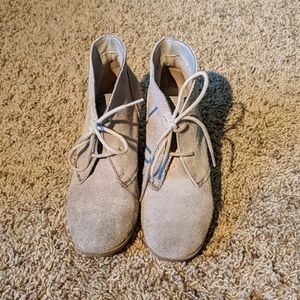 White mountain booties